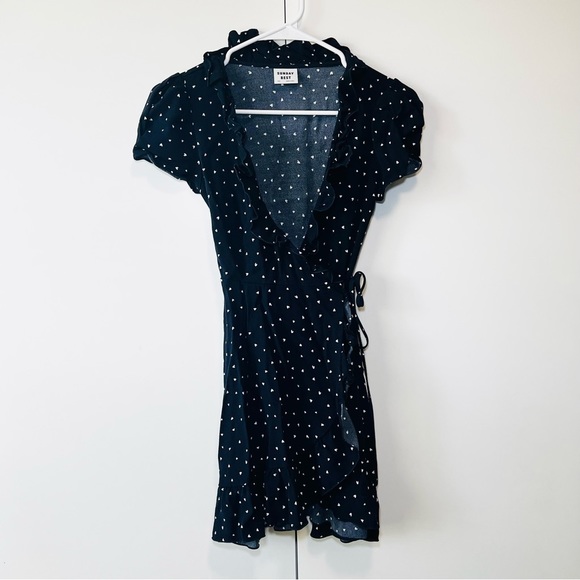SUNDAY Best New Ruffle Wrap Dress -XXS - Picture 2 of 11